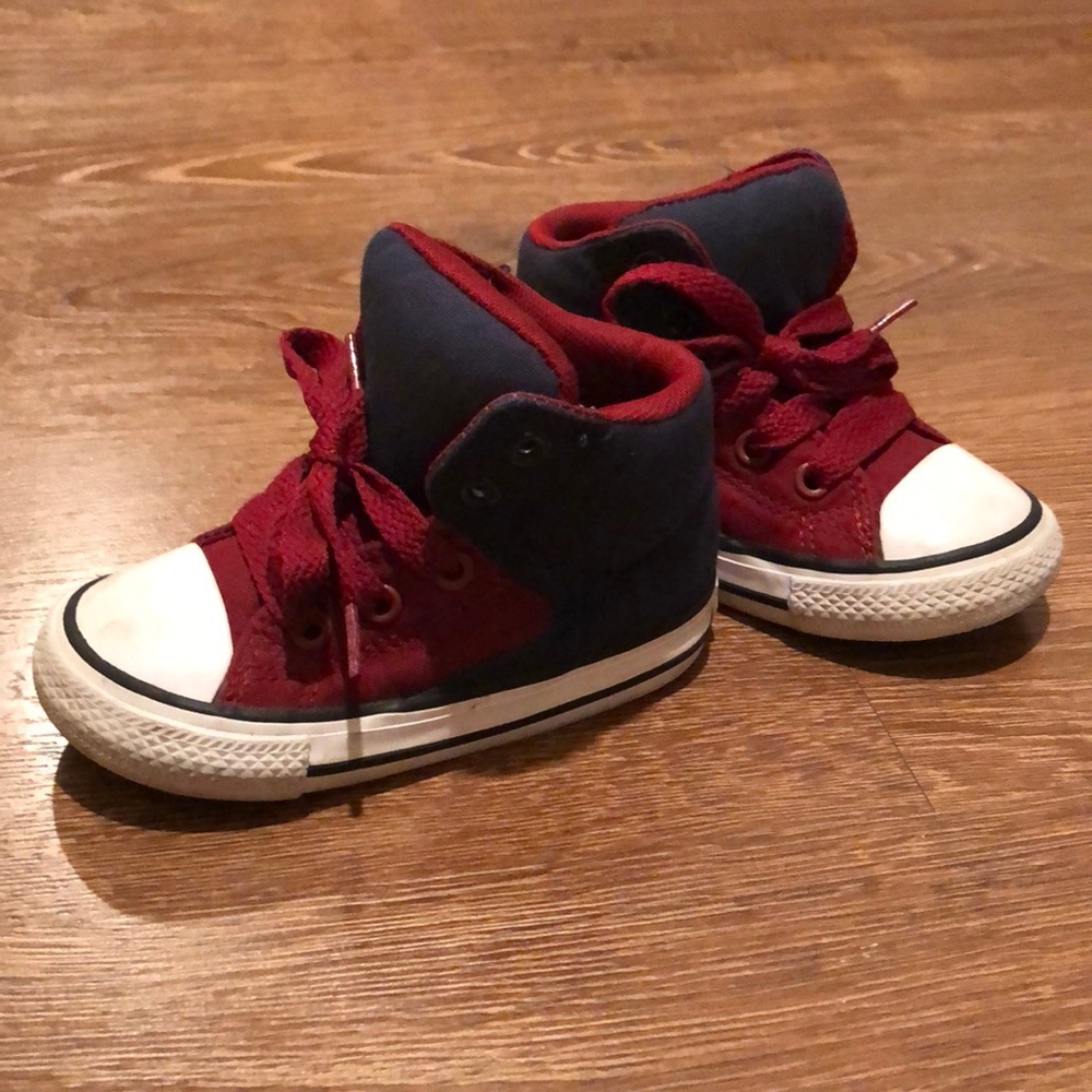 Blue/Red Converse All-Star Sneakers Toddler size 6